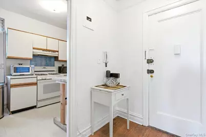 109-14 Ascan Avenue #2P, Forest Hills, NY 11375 - Photo 14