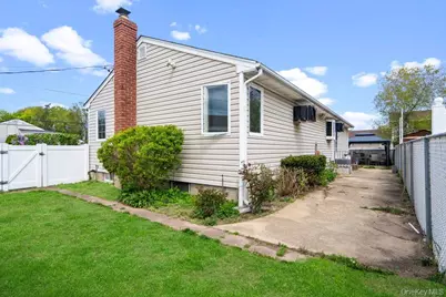 101 Sexton Road, West Babylon, NY 11704 - Photo 28