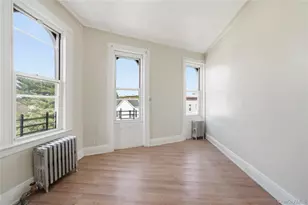 74-02 65th St, Glendale, NY 11385 - Photo 18