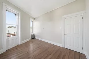74-02 65th St, Glendale, NY 11385 - Photo 20