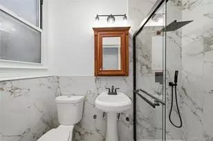 74-02 65th St, Glendale, NY 11385 - Photo 16