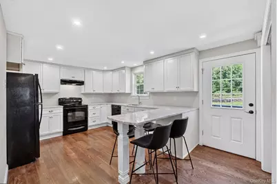 592 Long Pond Road, Mahopac, NY 10541 - Photo 6