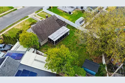 35 Meeting Lane, Hicksville, NY 11801 - Photo 14