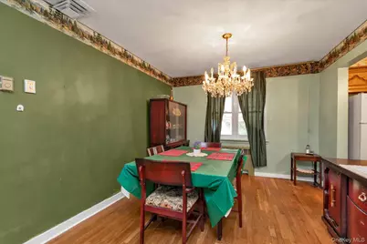 39 Caroline Avenue, Elmont, NY 11003 - Photo 6