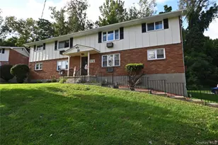 1805 Parr Lake Dr, Newburgh, NY 12550 - Photo 2