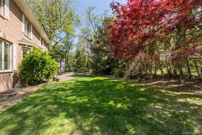 23 Fox Hunt Lane, Great Neck, NY 11020 - Photo 26