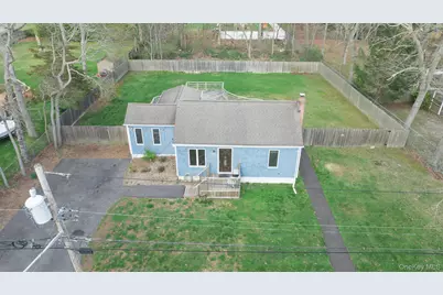 305 Whittier Drive, Mastic Beach, NY 11951 - Photo 34