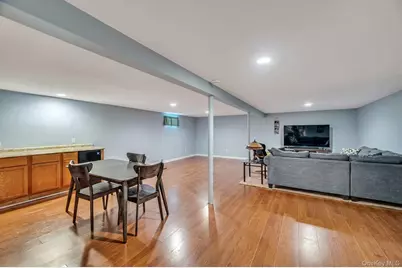 84 Oneida Avenue, South Setauket, NY 11720 - Photo 24
