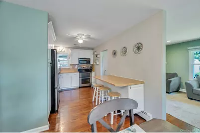 84 Oneida Avenue, South Setauket, NY 11720 - Photo 12