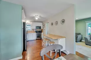 84 Oneida Ave, South Setauket, NY 11720 - Photo 12