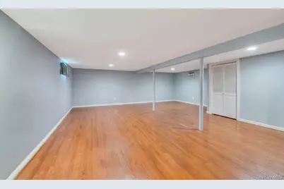 84 Oneida Avenue, South Setauket, NY 11720 - Photo 26