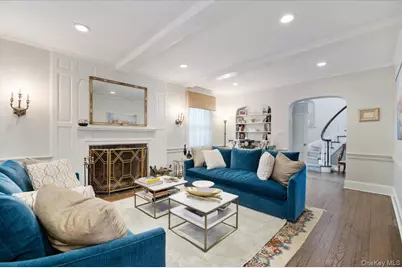421 Broadway, Lawrence, NY 11559 - Photo 4