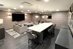 10 City Pl, White Plains, NY 10601 - Photo 32