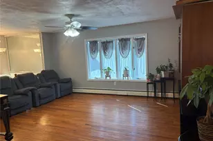 82 Bedford Rd, Hempstead, NY 11550 - Photo 6