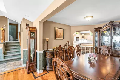 35 Peachtree Lane, Hicksville, NY 11801 - Photo 6