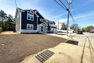 139 Miller Ave, Amityville, NY 11701 - Photo 4