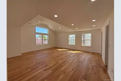 139 Miller Avenue, Amityville, NY 11701 - Photo 16