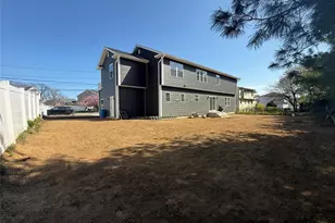 139 Miller Ave, Amityville, NY 11701 - Photo 8