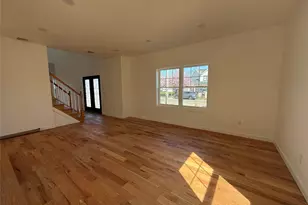 139 Miller Ave, Amityville, NY 11701 - Photo 12