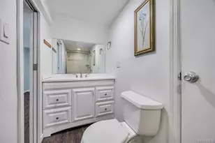 126 New York Ave, West Hempstead, NY 11552 - Photo 22