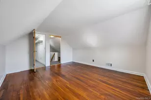 126 New York Ave, West Hempstead, NY 11552 - Photo 18