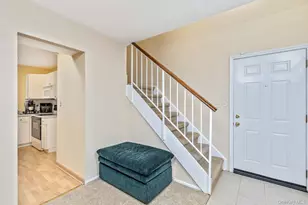 14 Petersburg Ct, Coram, NY 11727 - Photo 14