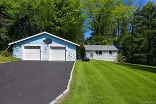 30 Granite Springs Rd, Granite Springs, NY 10527 - Photo 36