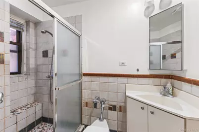 290 Sixth Avenue #4E, New York (Manhattan), NY 10014 - Photo 14