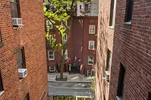 290 Sixth Ave, New York (Manhattan), NY 10014 - Photo 10