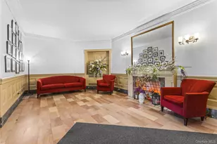 290 Sixth Ave, New York (Manhattan), NY 10014 - Photo 18