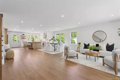 302 Washington Avenue, Pleasantville, NY 10570 - Photo 2