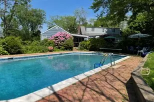 34 Little Neck Rd, Centerport, NY 11721 - Photo 2