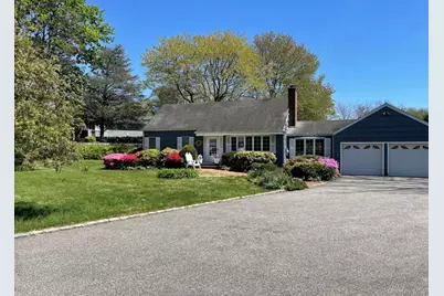 34 Little Neck Road, Centerport, NY 11721 - Photo 4