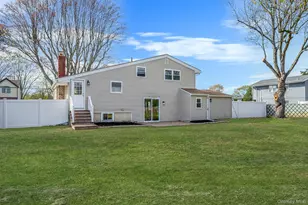 25 Greentree Dr, Oakdale, NY 11769 - Photo 38