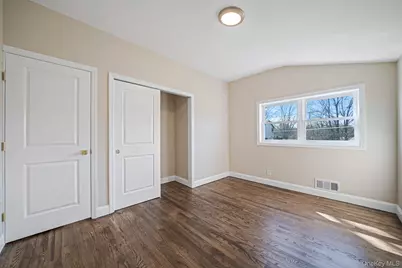 25 Greentree Drive, Oakdale, NY 11769 - Photo 20