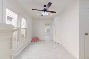 90-22 82nd Rd, Glendale, NY 11385 - Photo 6