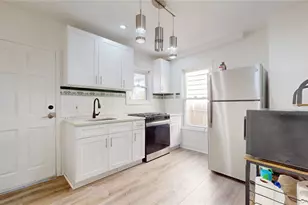 90-22 82nd Rd, Glendale, NY 11385 - Photo 8