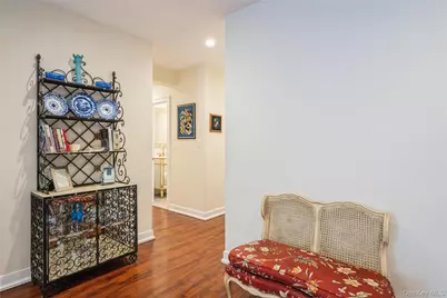 1 Kensington Gate #118, Great Neck, NY 11021 - Photo 12
