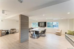 1 Kensington Gate, Great Neck, NY 11021 - Photo 20