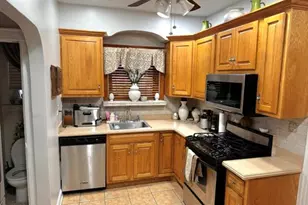 226-20 141st Ave, Springfield Gardens, NY 11413 - Photo 4