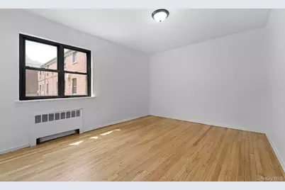 7632 Springfield Boulevard #143A, Oakland Gardens, NY 11364 - Photo 10