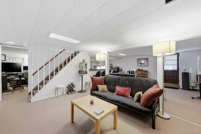 610 Beaver Lane, Ronkonkoma, NY 11779 - Photo 22