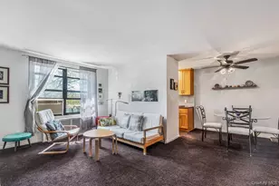 189-19 39th Ave, Flushing, NY 11358 - Photo 2