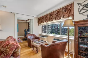 111 Cherry Valley Ave, Garden City, NY 11530 - Photo 6