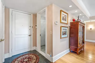 111 Cherry Valley Avenue #517, Garden City, NY 11530 - Photo 2