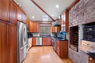 6 Beaumont Dr, Melville, NY 11747 - Photo 8