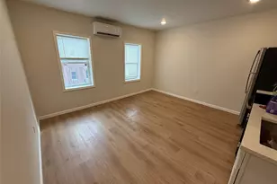 185 Broadway, Newburgh, NY 12550 - Photo 6