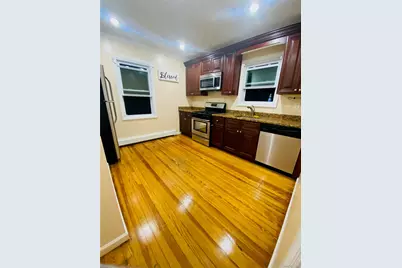 69 Grand Avenue, Rockville Centre, NY 11570 - Photo 2
