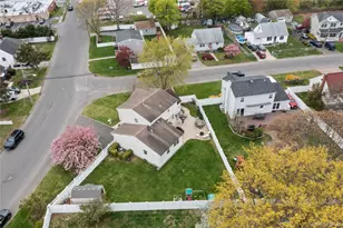 15 Adams St E, East Islip, NY 11730 - Photo 2