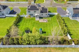 17 Country View Ln, Greenlawn, NY 11740 - Photo 34